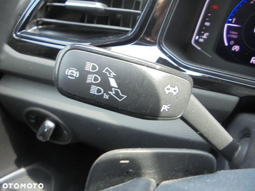 Volkswagen T-Roc 2.0 TDI SCR DSG Style - 27