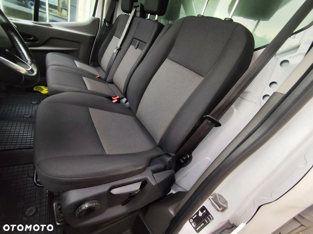 Ford Transit - 19