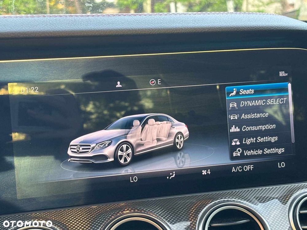 Mercedes-Benz Klasa E AMG 53 4Matic 9G-TRONIC - 30