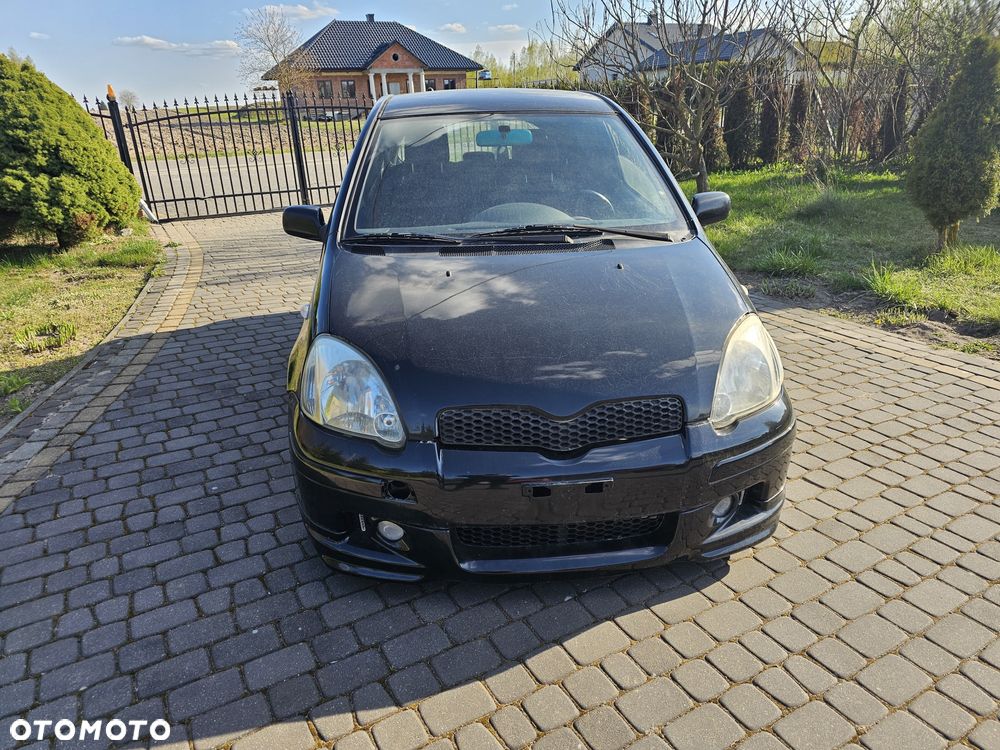 Toyota Yaris - 3