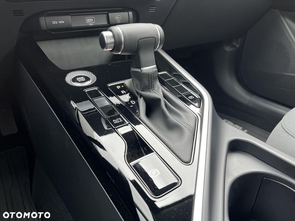 Kia Niro 1.6 GDI Hybrid M - 15