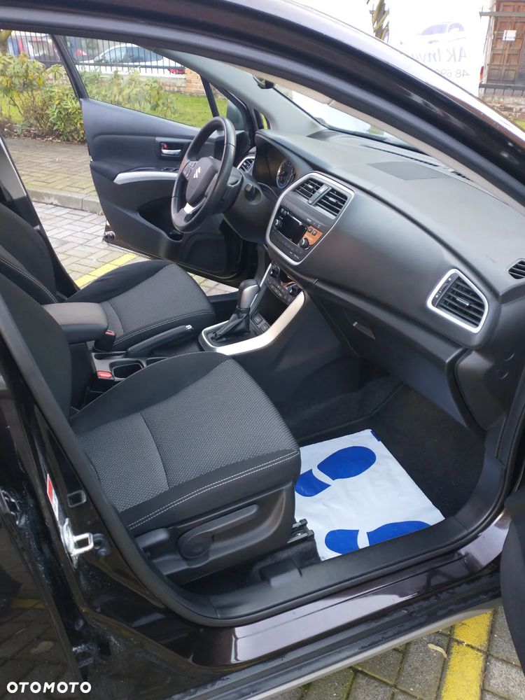 Suzuki SX4 S-Cross 1.6 VVT CVT 4x2 limited - 16