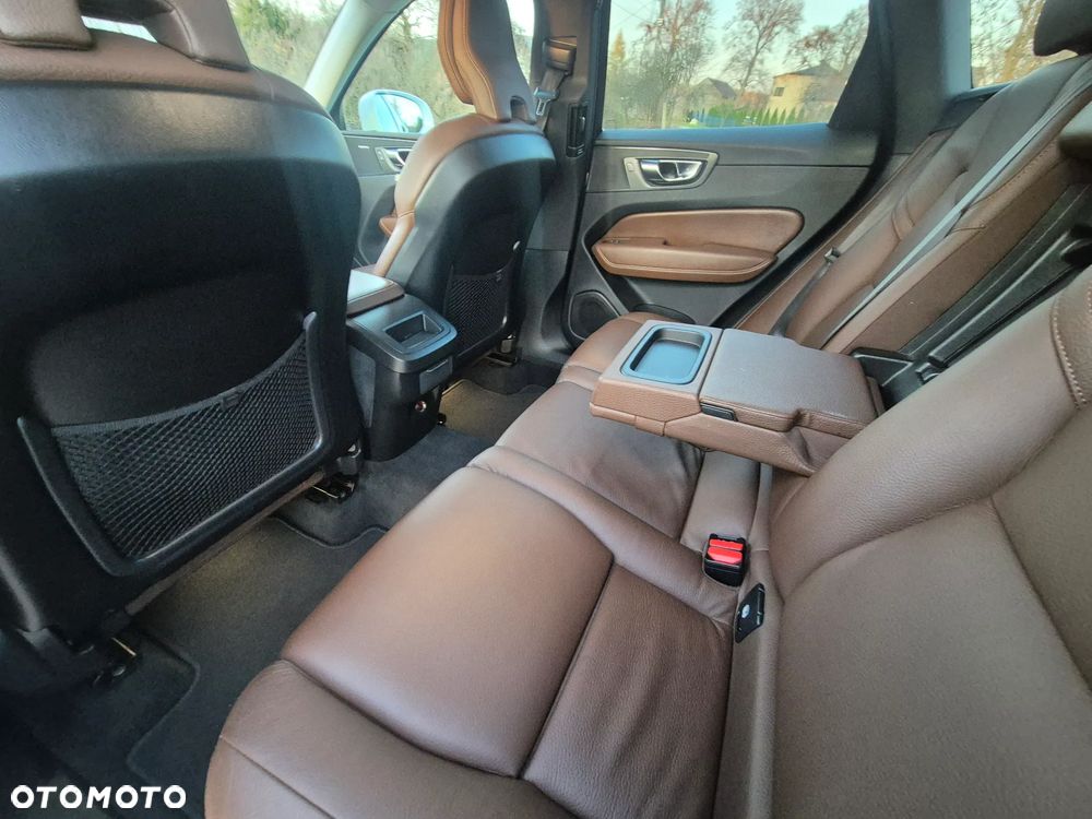 Volvo XC 60 D4 AWD Geartronic Inscription - 17