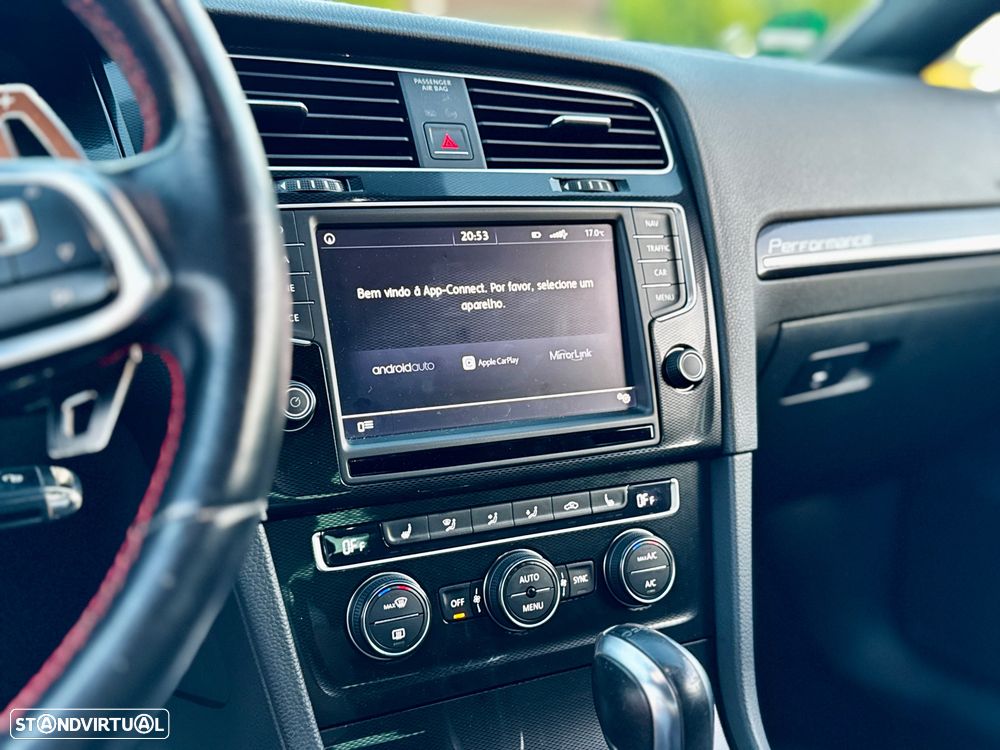 VW Golf GTI Performance BlueMotion DSG - 24