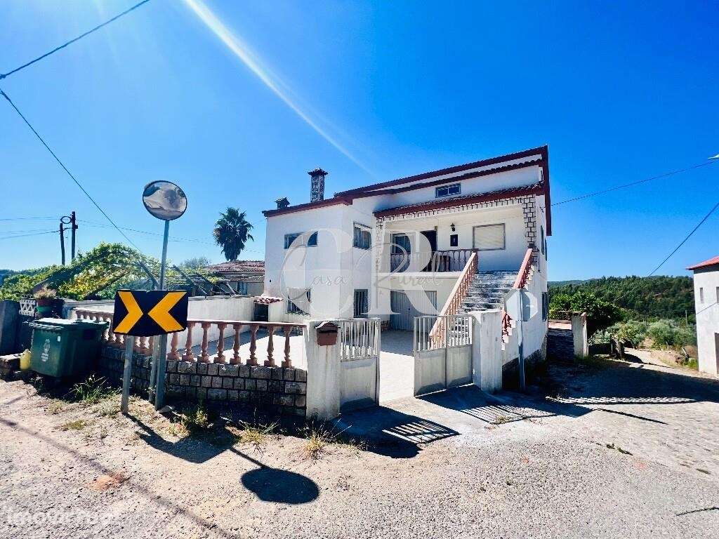 Moradia T3 com garagem, furo e terreno - Grande imagem: 2/33