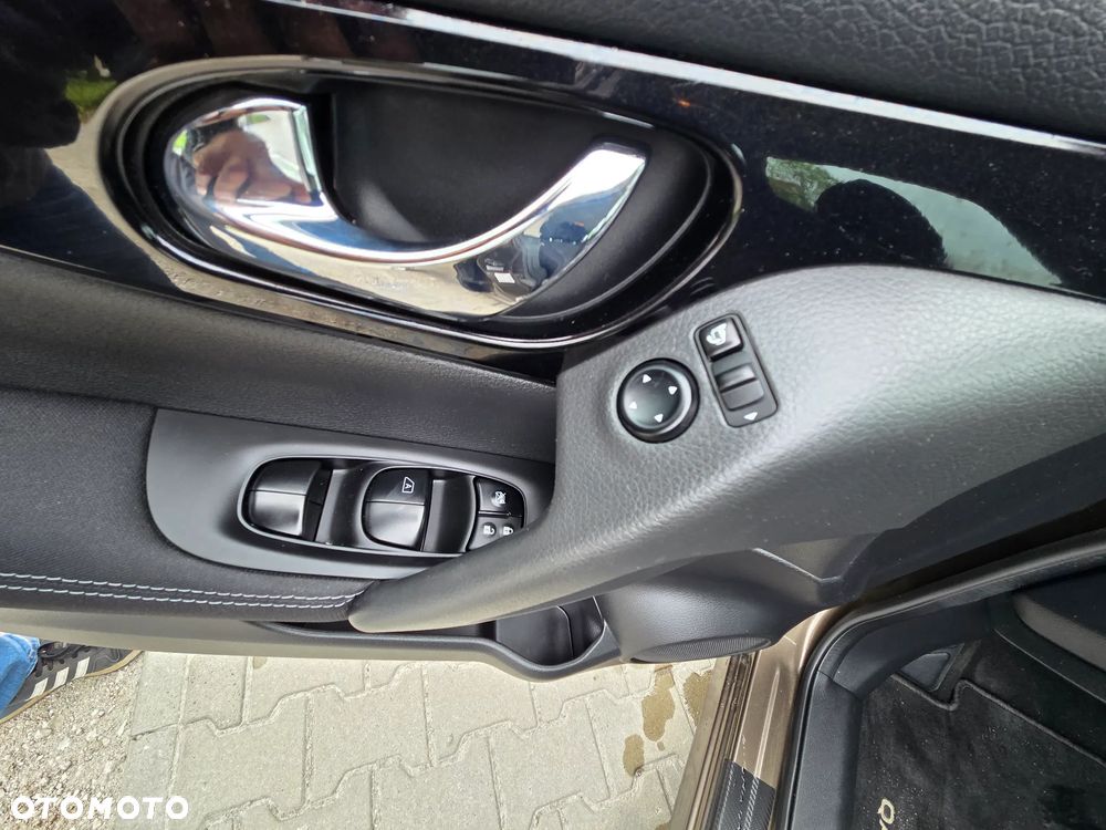 Nissan Qashqai - 14
