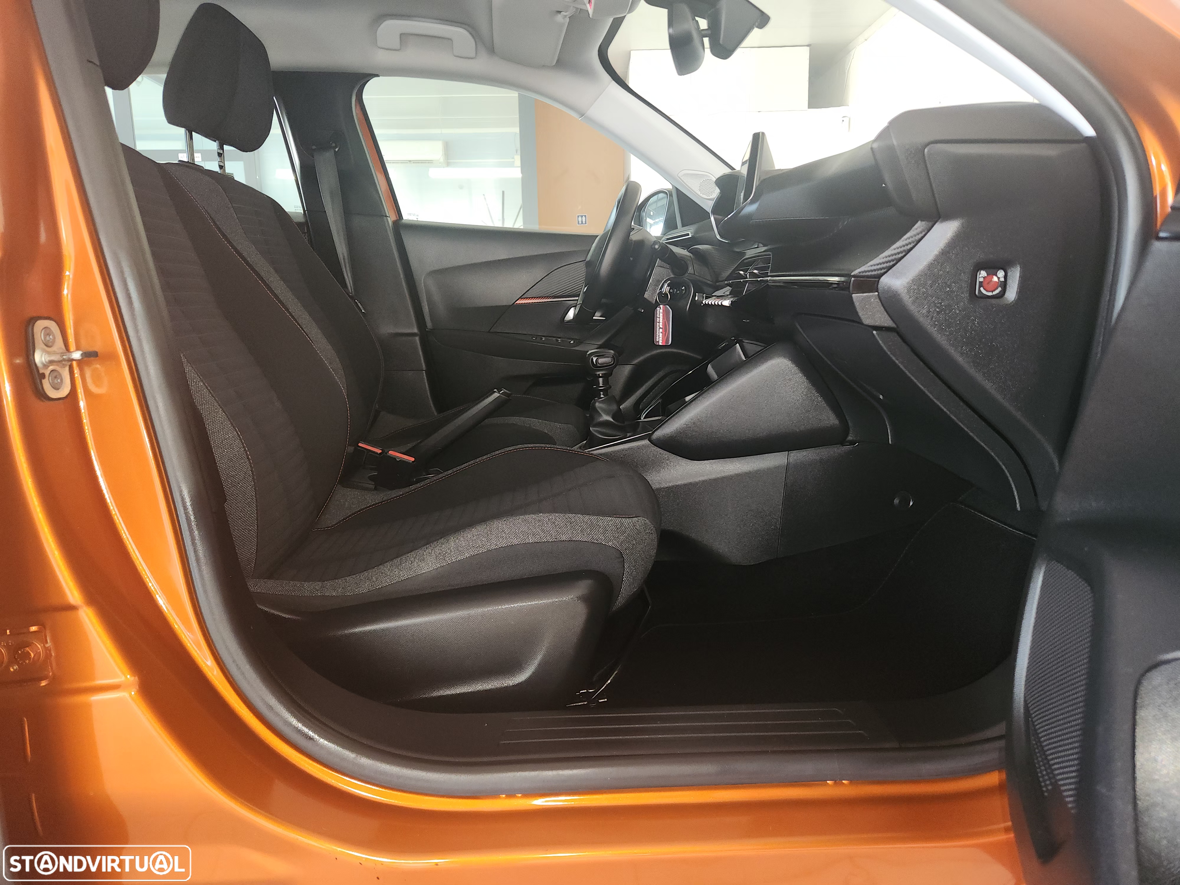 Peugeot 2008 1.5 BlueHDi Active Pack - 38