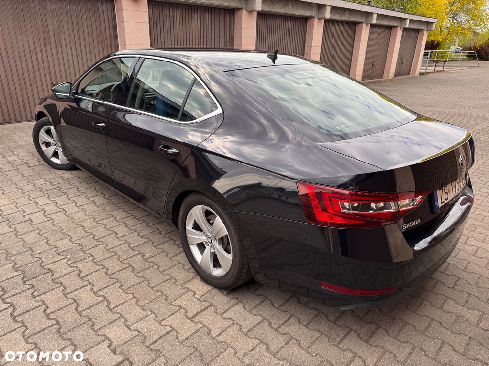 Skoda Superb 1.4 TSI ACT Ambition - 5