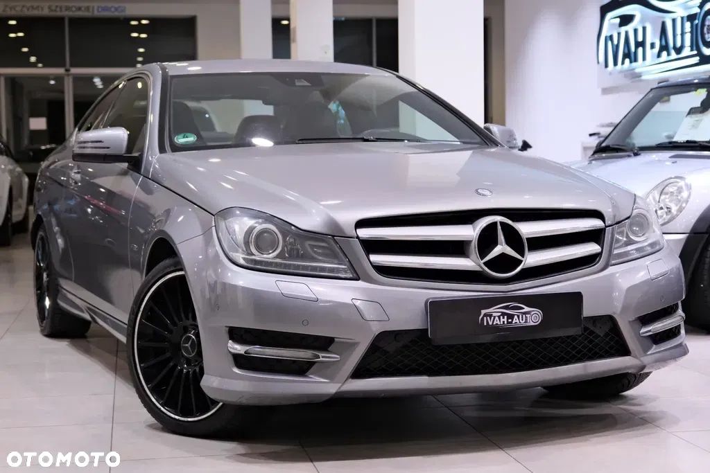 Mercedes-Benz Klasa C 220 CDI DPF Coupe (BlueEFFICIENCY) - 1