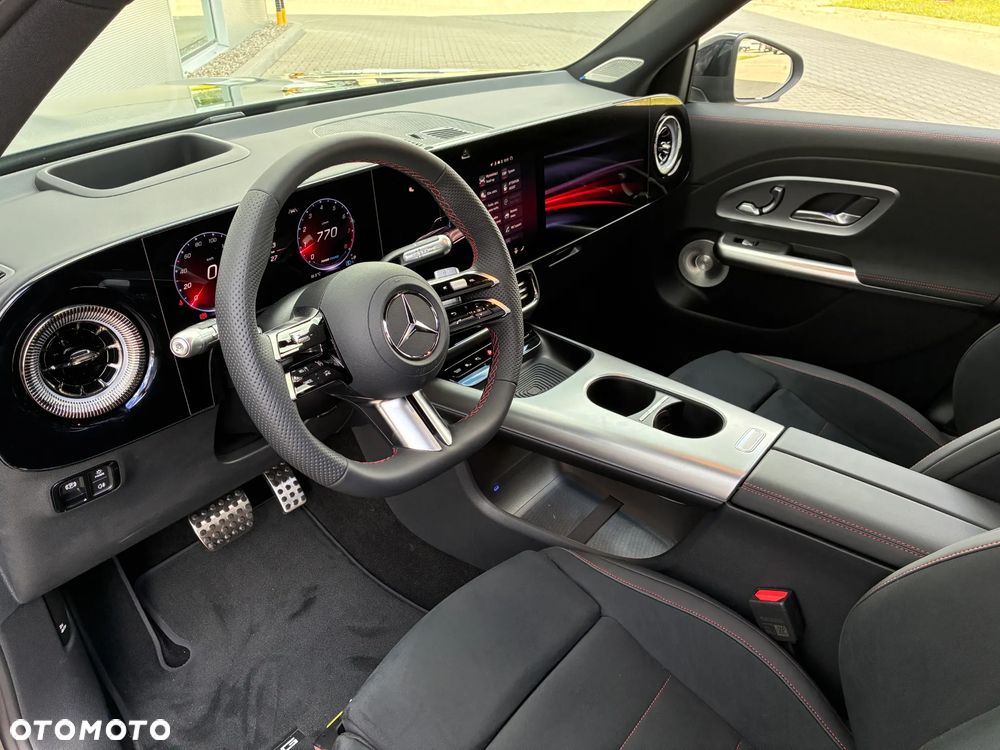 Mercedes-Benz GLB 200 mHEV 8G-eDCT - 4