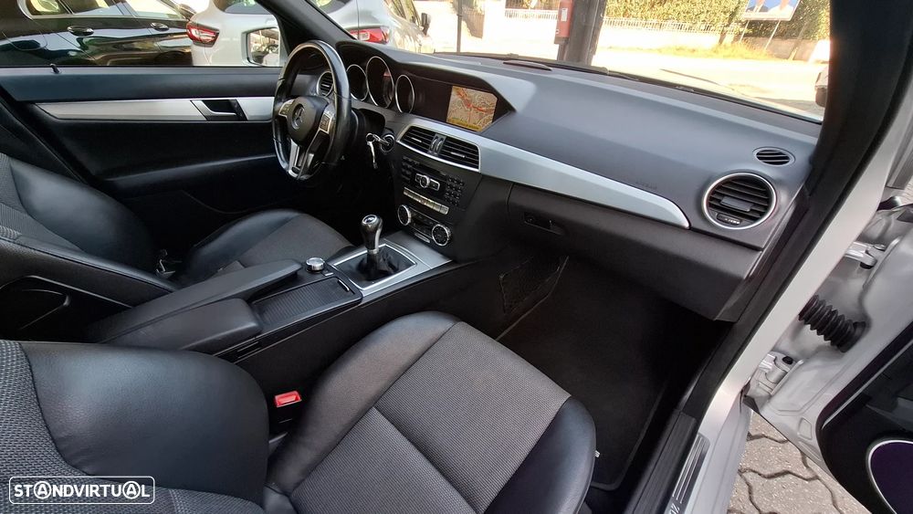 Mercedes-Benz C 200 CDI Avantgarde Edition - 32