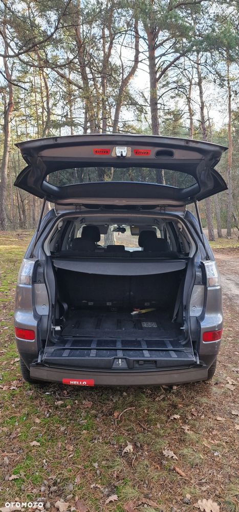 Mitsubishi Outlander 2.0 DID Intense + - 7
