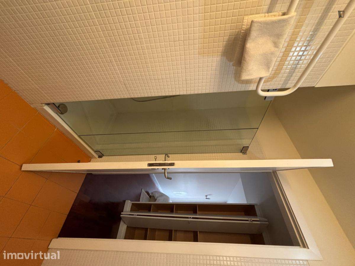 Apartamento com 2 quartos - localizado em Cedofeita Porto - Grande imagem: 4/21