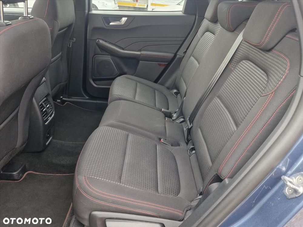 Ford Kuga - 12