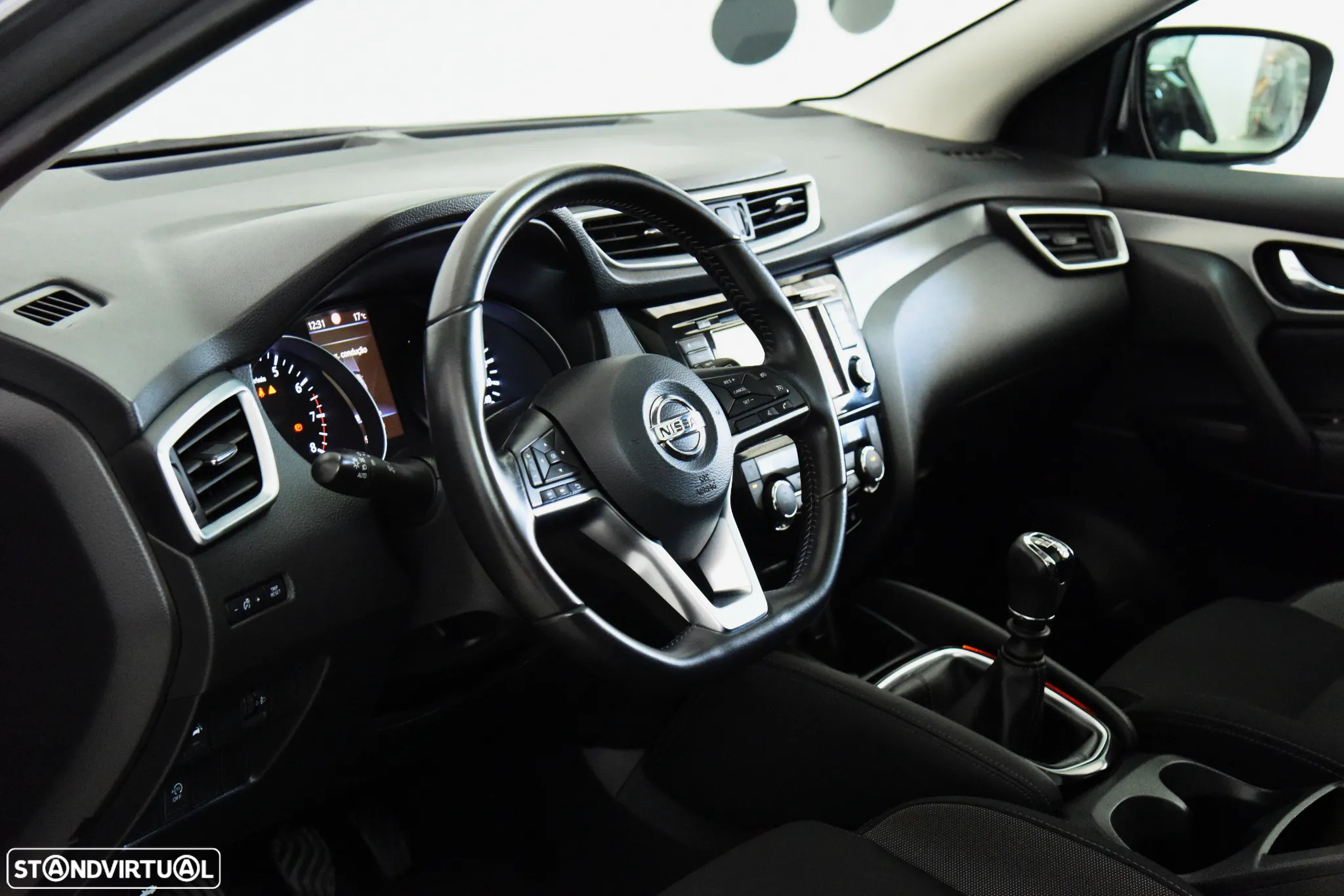 Nissan Qashqai 1.3 DIG-T N-Connecta - 14