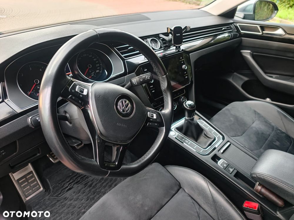 Volkswagen Arteon 2.0 TDI SCR Elegance - 13