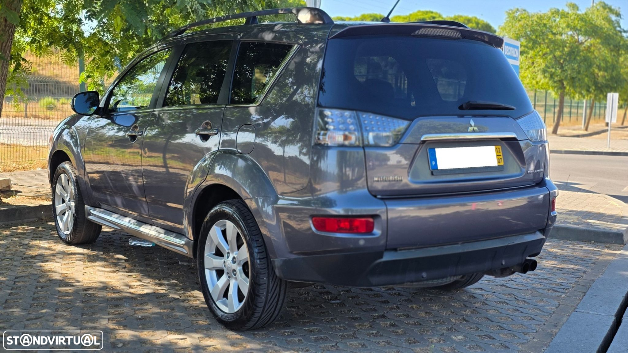 Mitsubishi Outlander 2.2 DI-D Instyle - 8