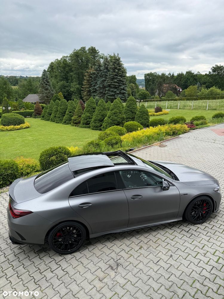 Mercedes-Benz CLA - 35