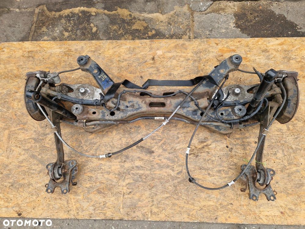 OPEL VECTRA C KOMBI LIFT BELKA ZDERZAKA TYŁ - 1