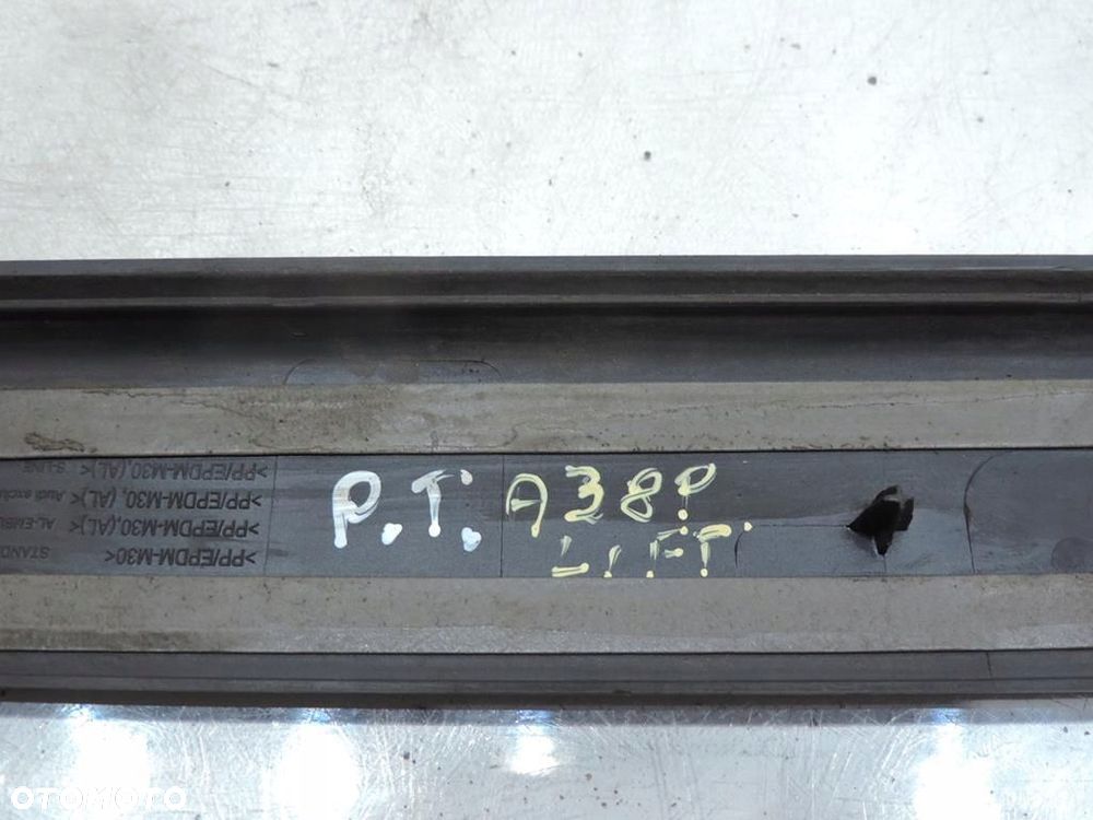 NAKŁADKA PROGU PRAWY TYŁ AUDI A3 8P SPORTBACK - 3