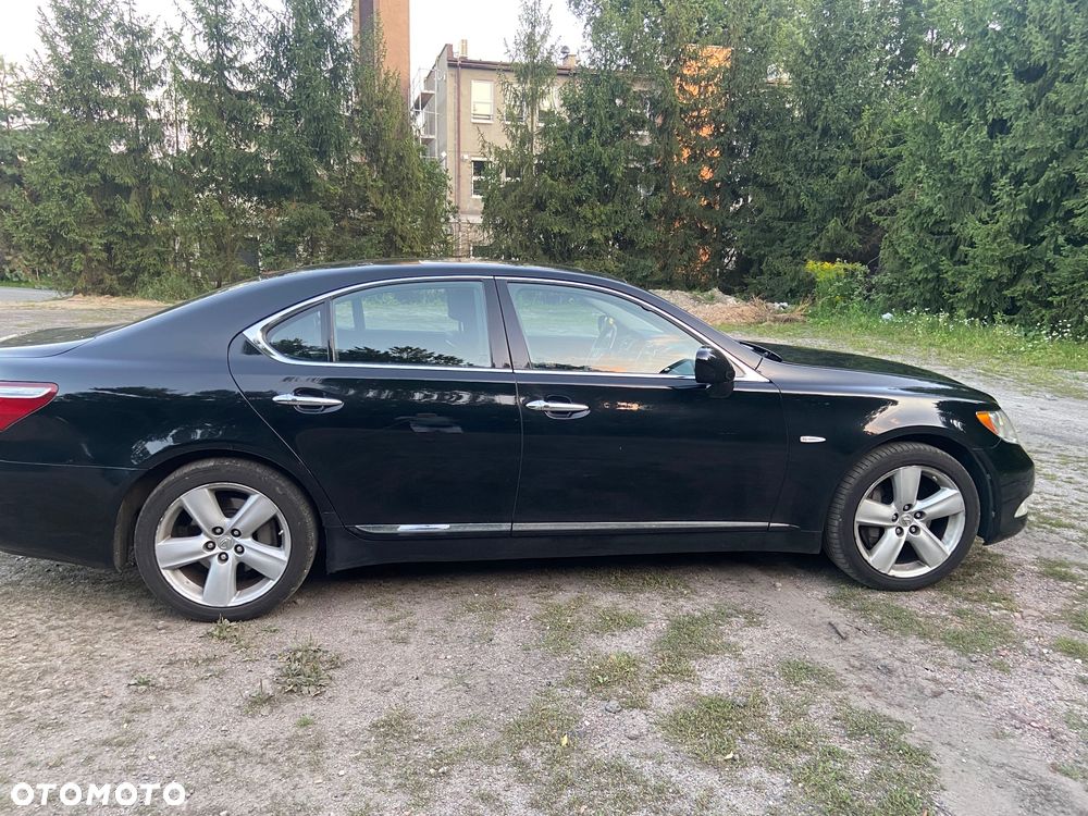 Lexus LS 460 Prestige - 24