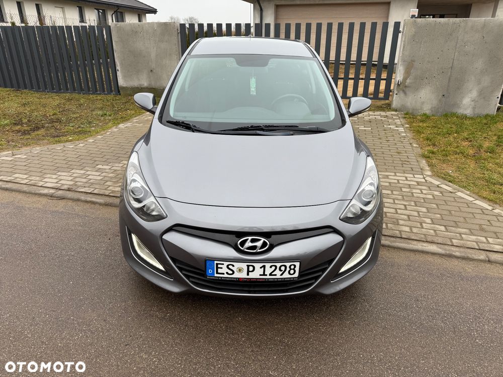 Hyundai i30 1.4 Classic + - 8