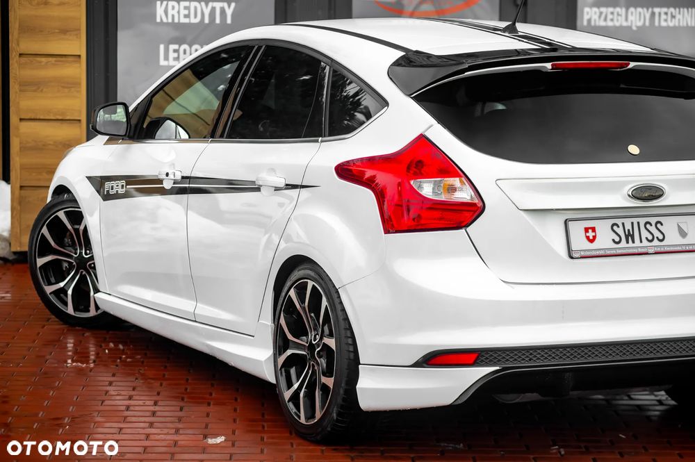 Ford Focus 1.6 EcoBoost Start-Stopp-System Champions Edition - 8