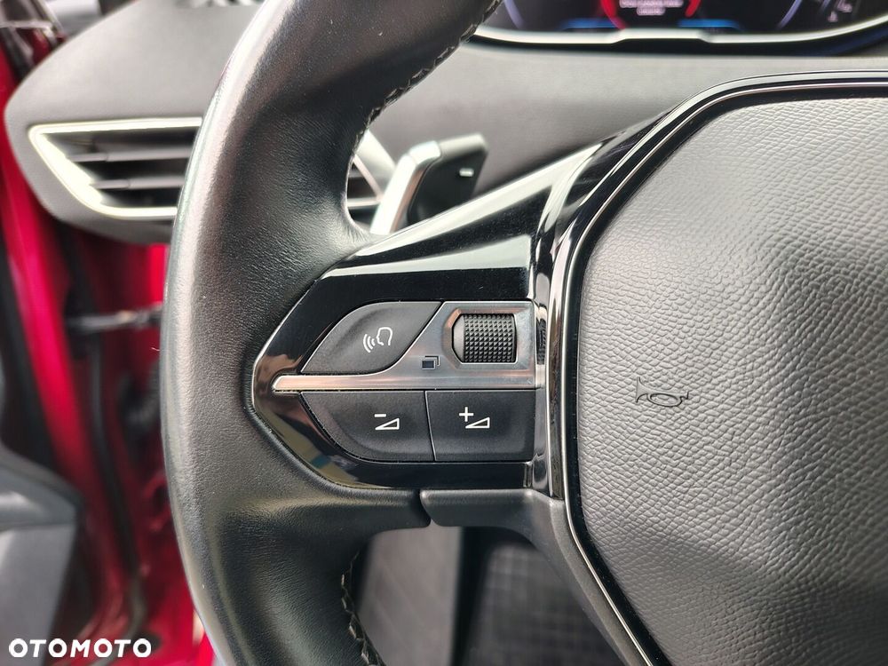 Peugeot 3008 - 18