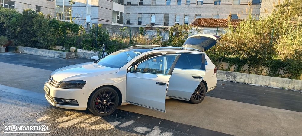 VW Passat Variant 2.0 TDi Highline Navig DSG - 26