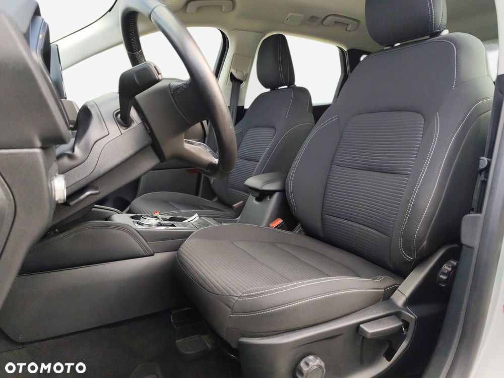 Ford Kuga - 10