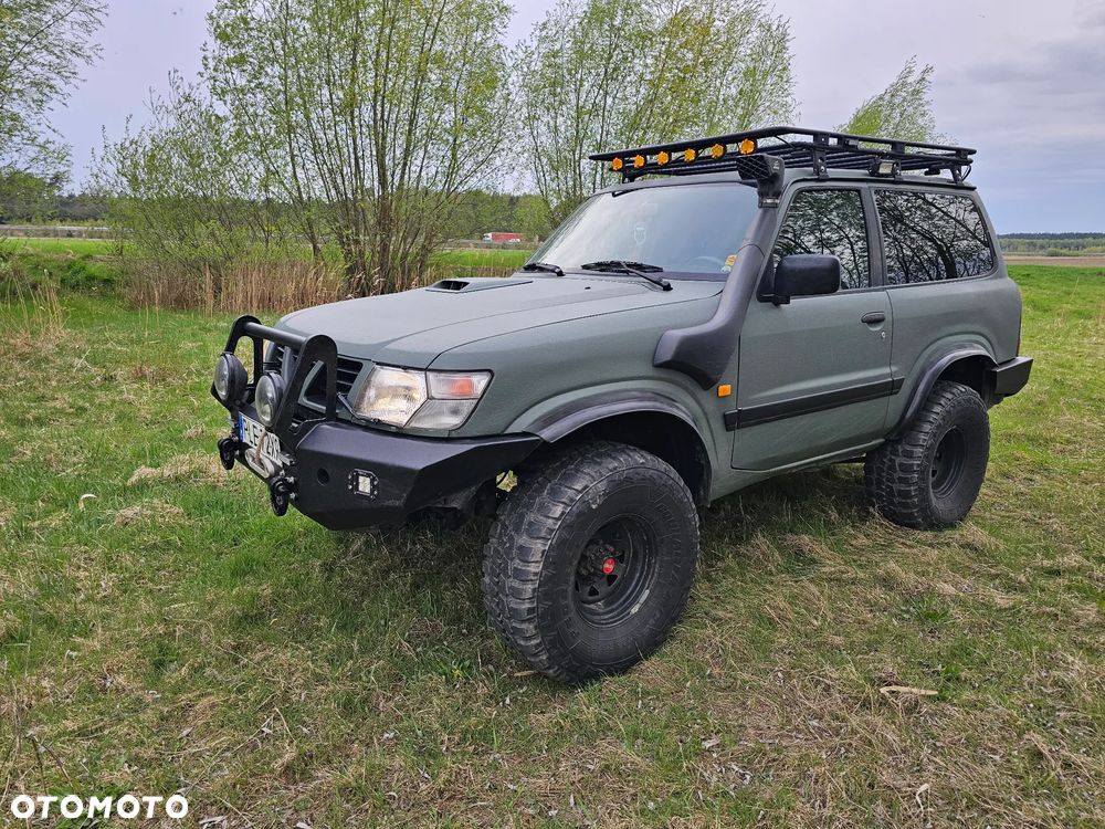 Nissan Patrol 2001 photo 2