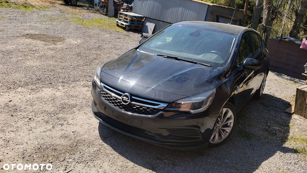 Opel Astra 2017 rok 1.6 diesel nowy rozrząd - 15
