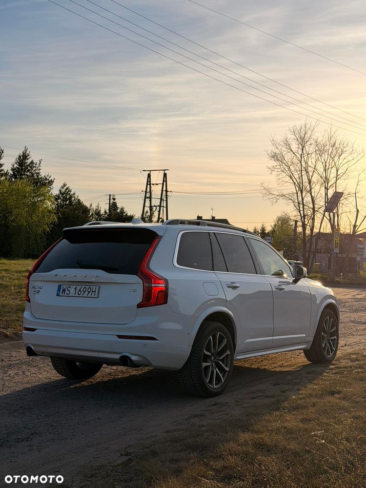 Volvo XC 90 - 2