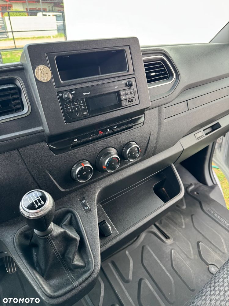 Renault Master - 16