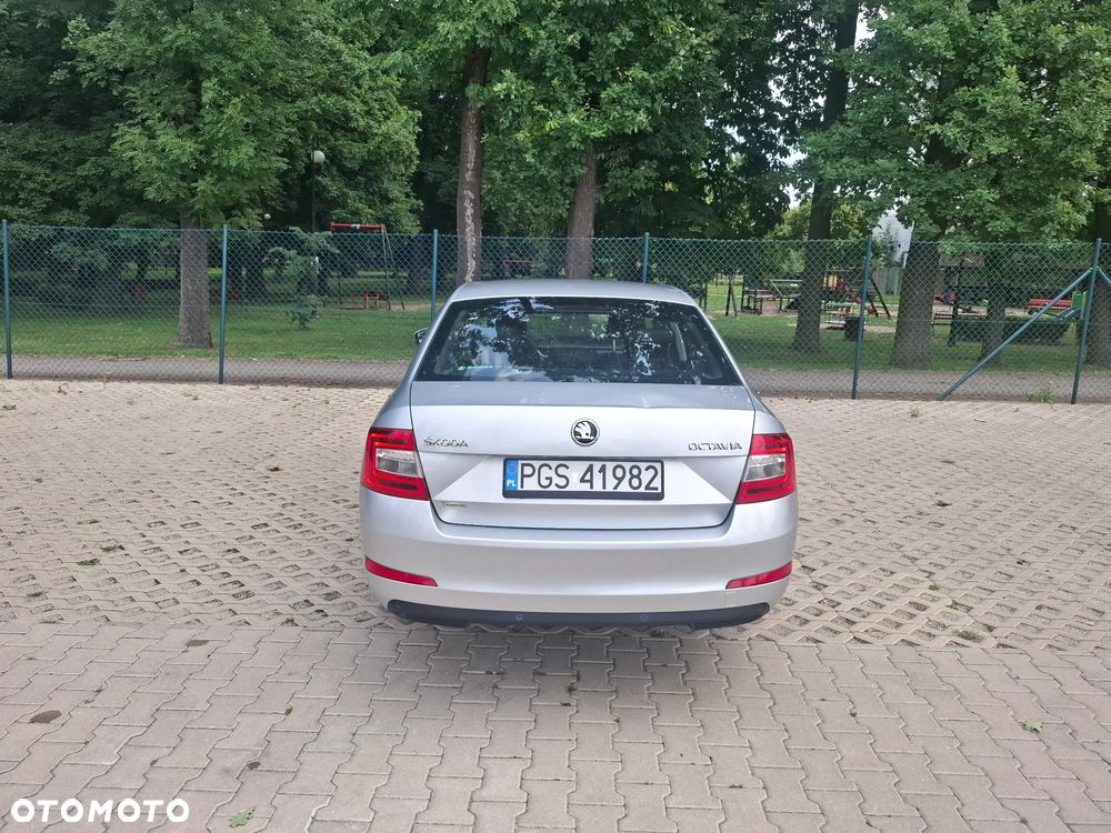 Skoda Octavia 1.6 TDI Active - 6