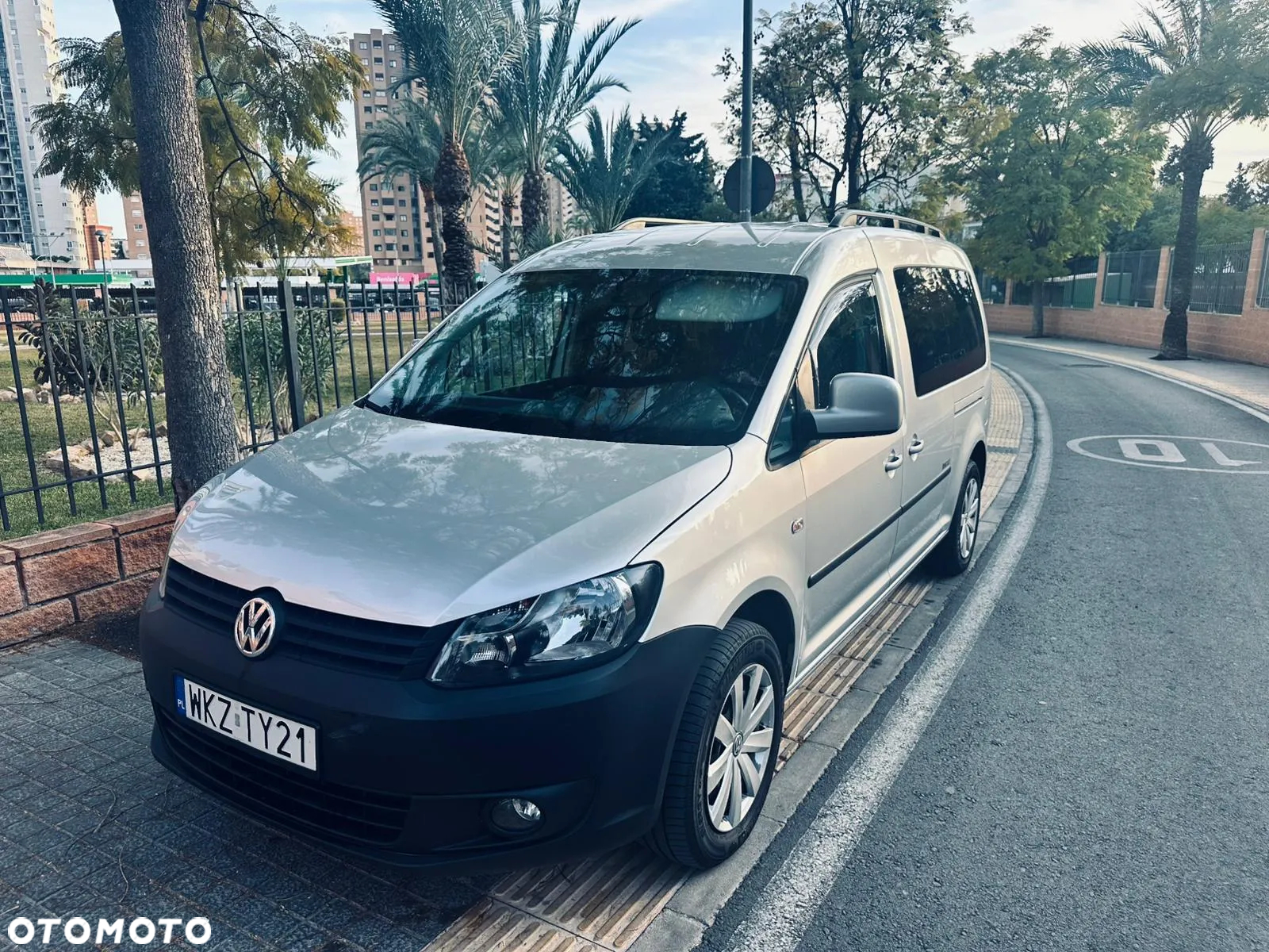 Volkswagen Caddy 1.2 (7-Si.) Edition 30 - 17