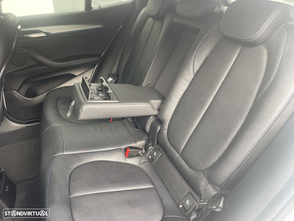 BMW X2 25 e xDrive Pack M - 11