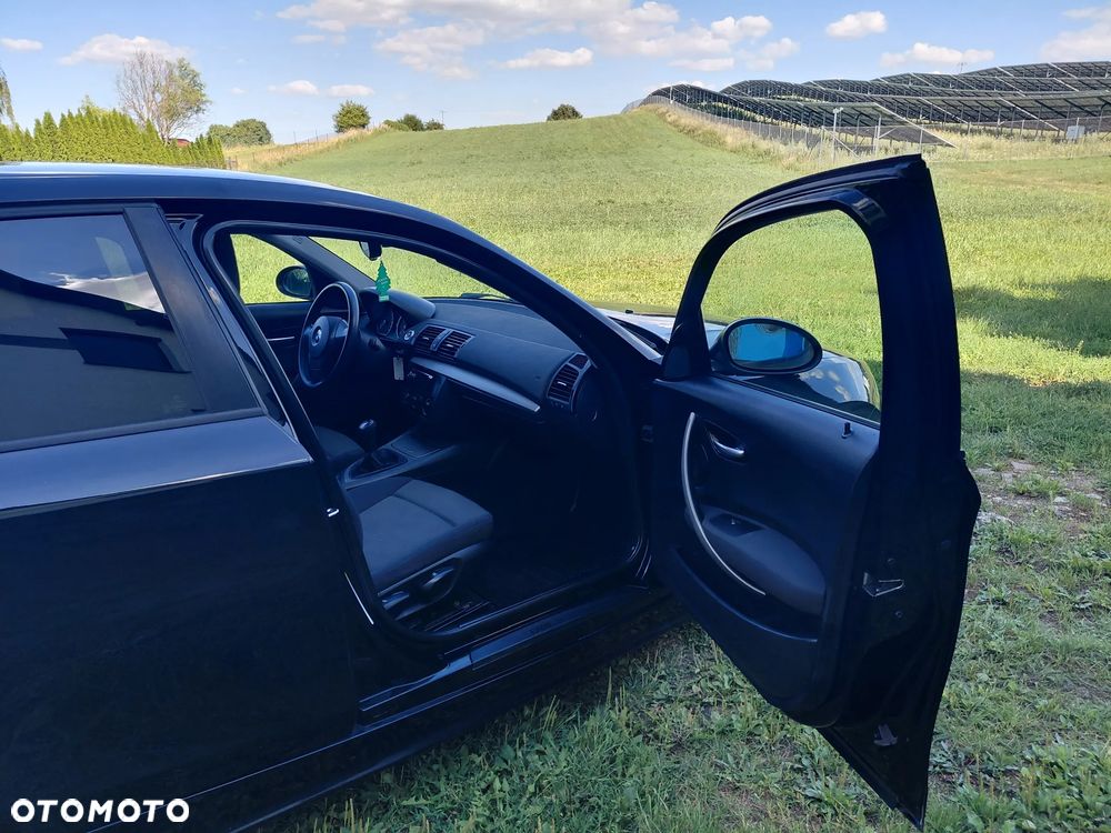 BMW Seria 1 - 15