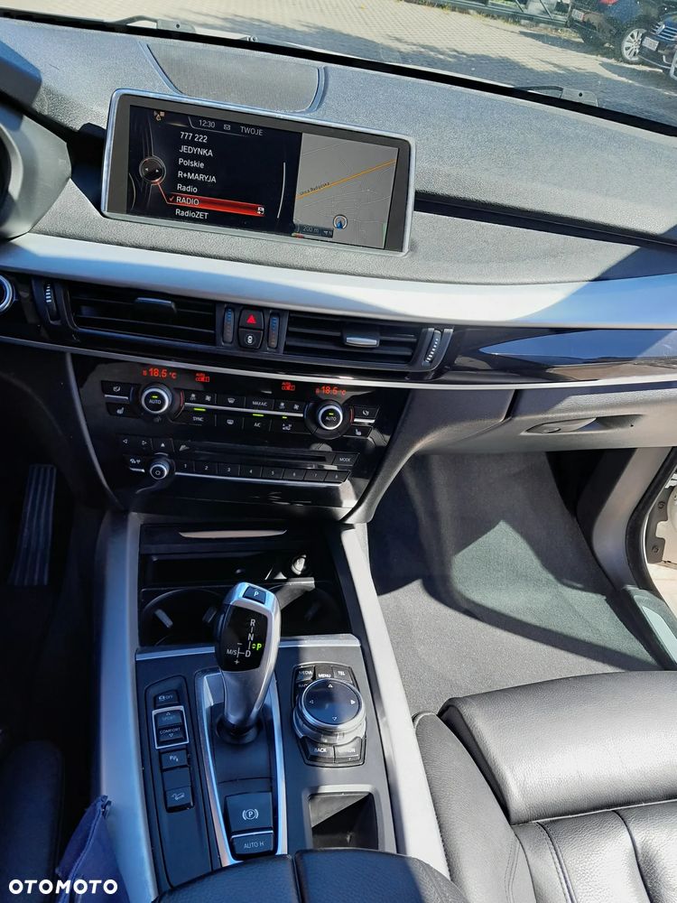 BMW X5 xDrive40d Sport-Aut - 27