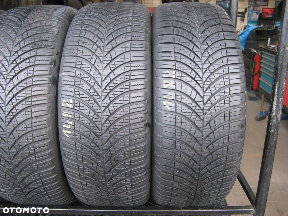 225/55R17 GOODYEAR Vector 4Seasons Gen-3 nr.1482 * - 3