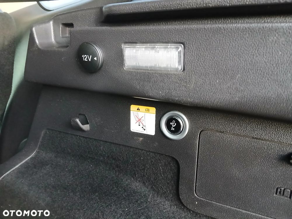 Ford Kuga 2.0 TDCi 4x4 Titanium - 22