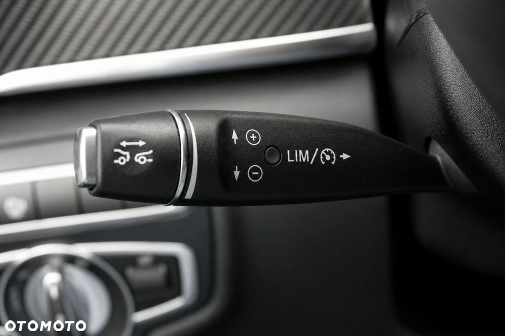 Mercedes-Benz Klasa V 250 d 4-Matic Exclusive 9G-Tronic (d³ugi) - 28
