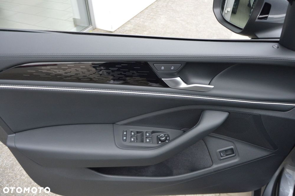 Volkswagen Passat Variant 2.0 TSI Business Plus DSG - 8