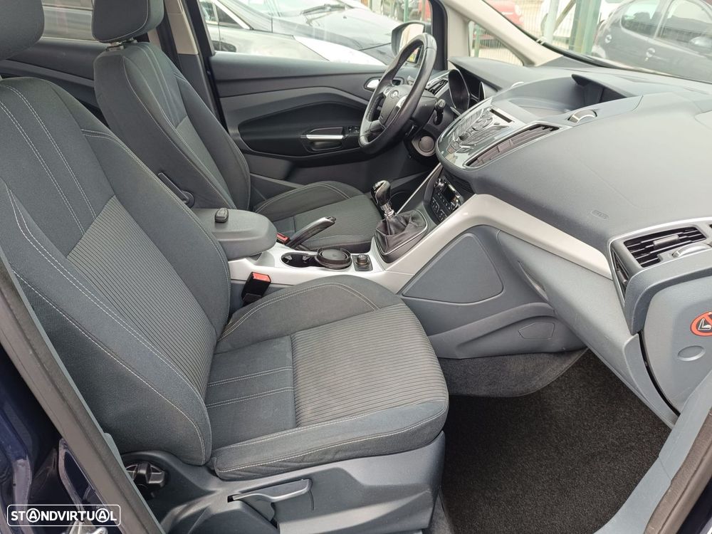 Ford Grand C-Max 1.6 TDCi Titanium S/S - 12