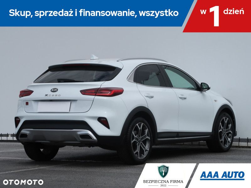 Kia XCeed - 6
