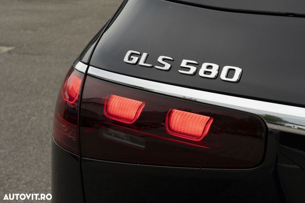 Mercedes-Benz GLS - 30