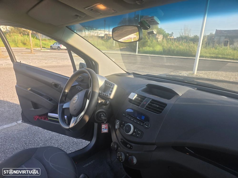 Chevrolet Spark 1.0 LS - 10