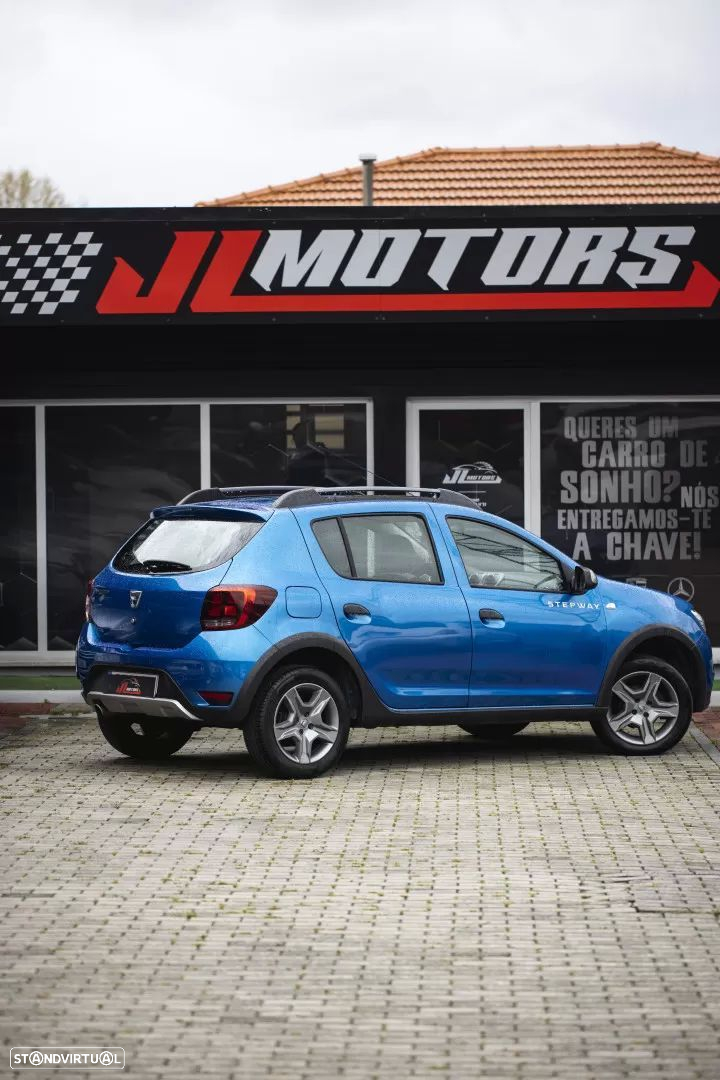 Dacia Sandero 1.5 Blue dCi Stepway - 11