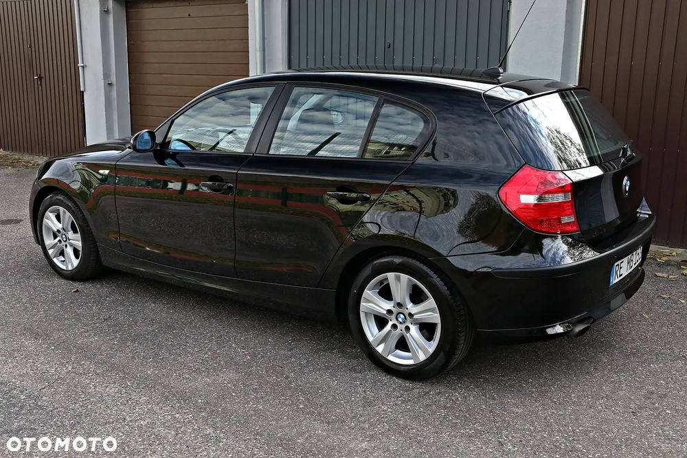 BMW Seria 1 116i - 27