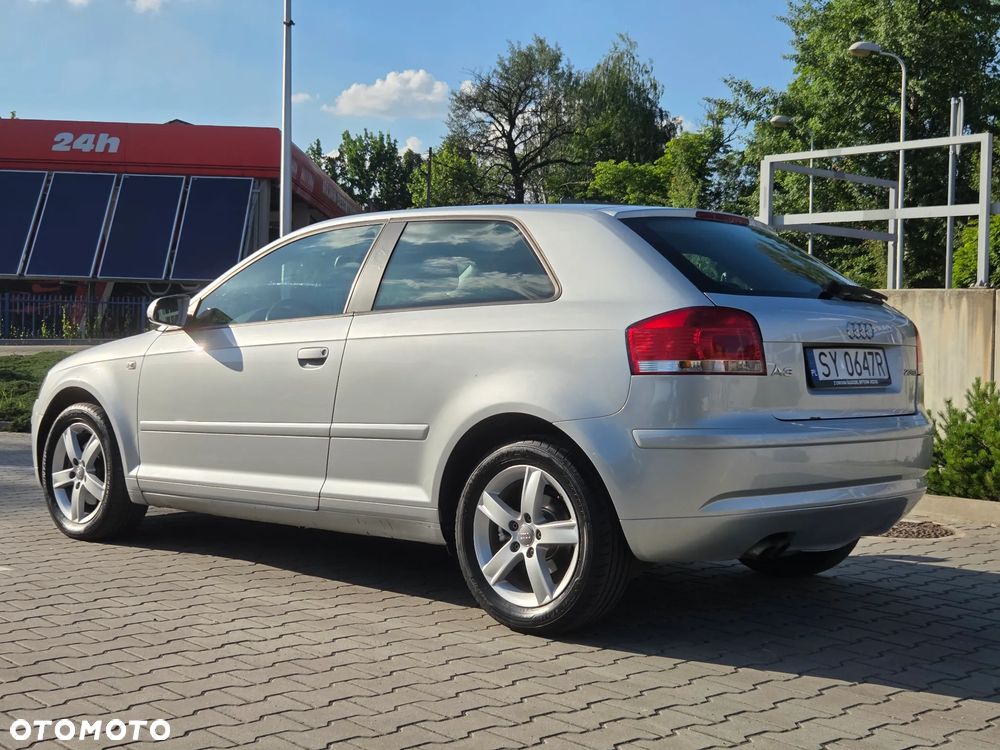 Audi A3 3-drzwiowe 2.0 TDI Ambition - 3